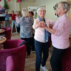 Szüreti mulatság a Barátság utcában